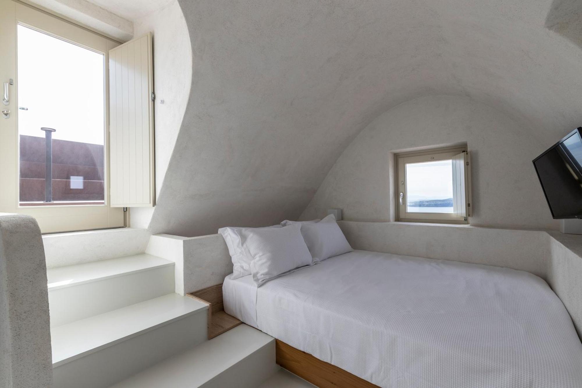 Serra Exclusive Suites Akrotírion Exteriör bild
